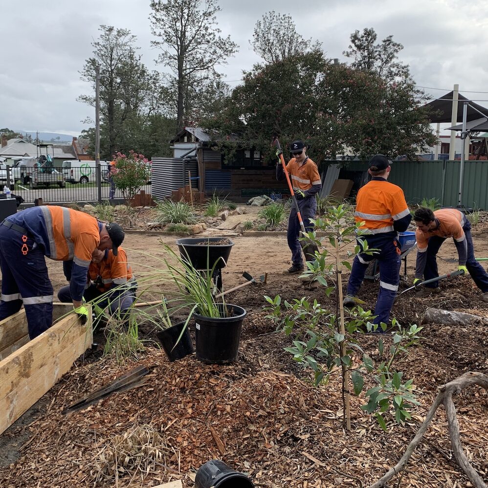 HVO apprentices at Branxton Preschool